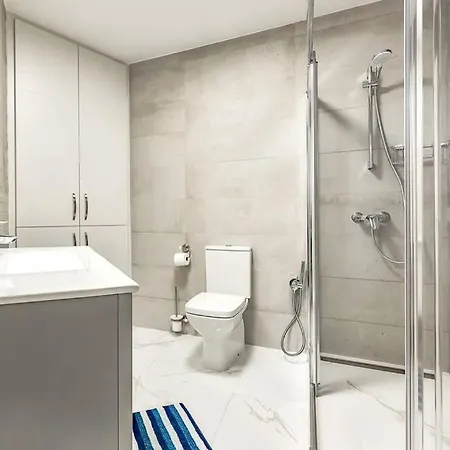 Modern In Parque Royal I, Playa Fanabe Апартаменты Адехе