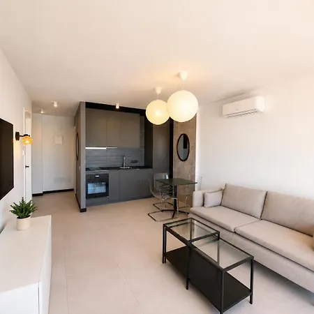 Modern In Parque Royal I, Playa Fanabe