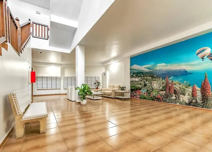 Modern In Parque Royal I, Playa Fanabe Appartement