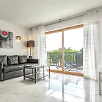 Modern In Parque Royal I, Playa Fañabe Apartamento *