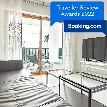 Modern In Parque Royal I, Playa Fanabe Appartement