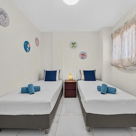 Modern In Parque Royal I, Playa Fañabe Apartamento