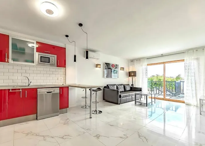 Modern In Parque Royal I, Playa Fanabe 公寓 *