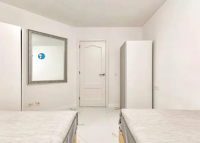 Modern In Parque Royal I, Playa Fanabe 公寓