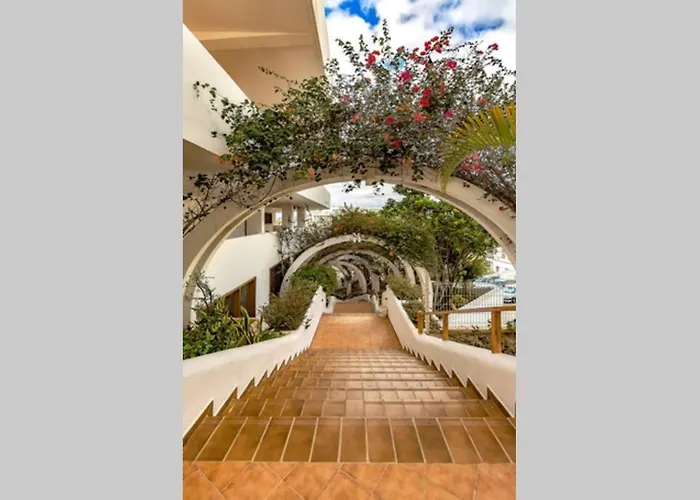 Modern In Parque Royal I, Playa Fanabe 公寓